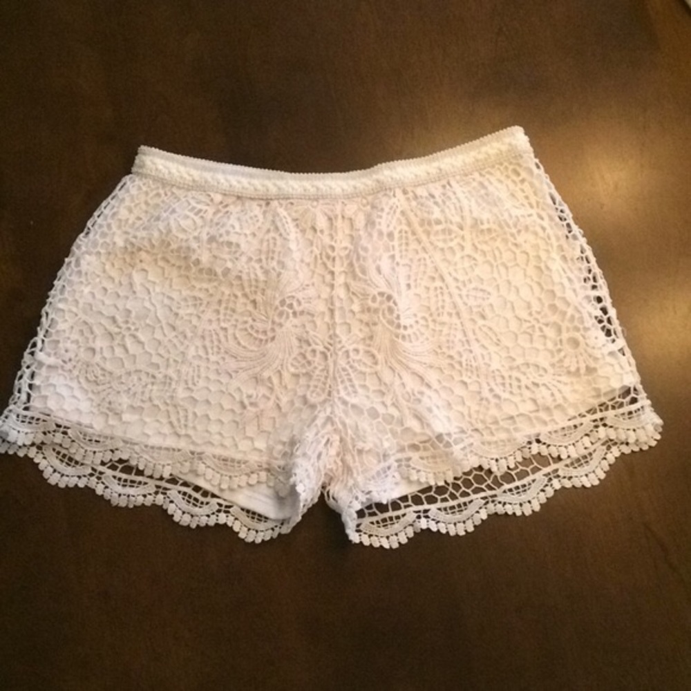 White lace shorts
